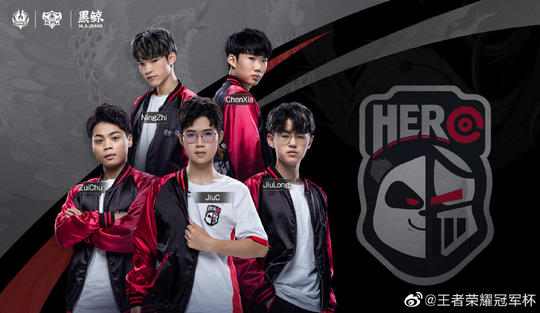 裁判登上最 裁判登上最