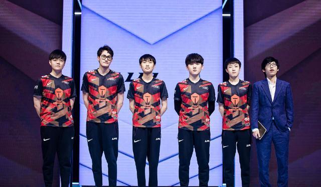 瞬时战机 瞬时战机